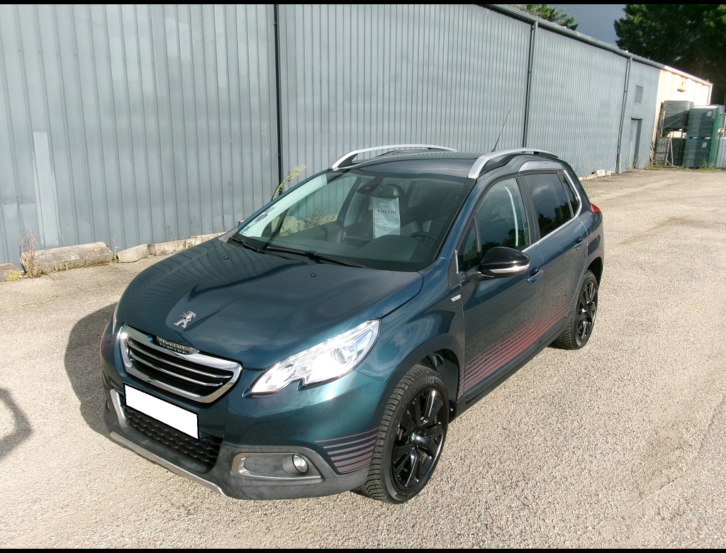 Peugeot 2008 - PTECH 110 URBAN CROSS BVM